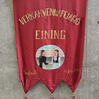 20250430_135618-phone