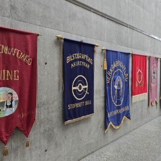 20250430_142025-phone