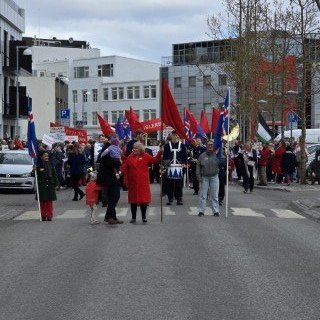 20250501_135725-phone