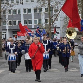 20250501_140939-phone