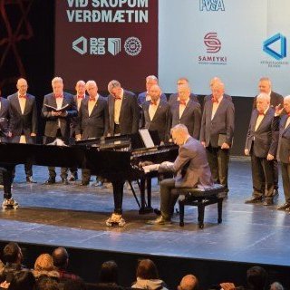 20250501_145748-phone