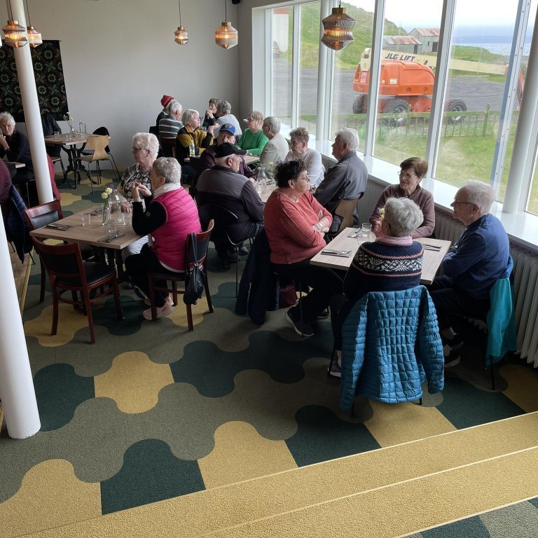 353533689_1376628389550992_7658892638260927671_n