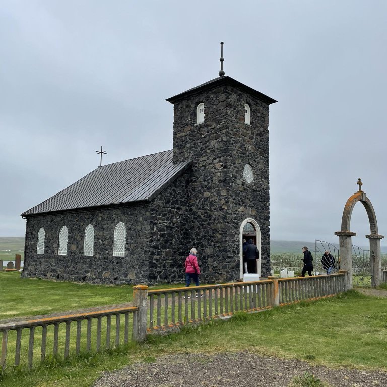 355482903_746189037254556_7703562353362545187_n