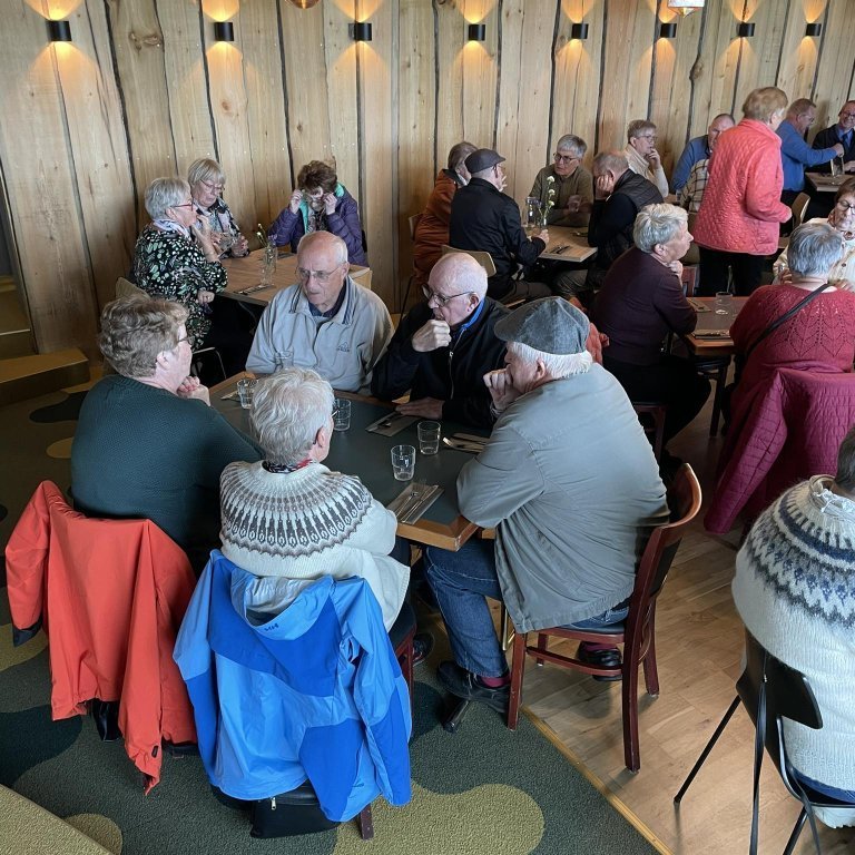 355516862_223386107244282_8185975371284286309_n