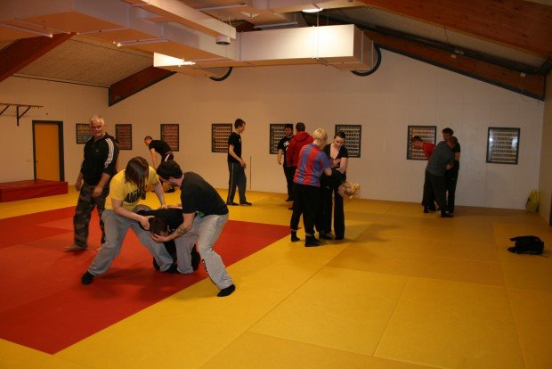 Dyravarðanámskeið