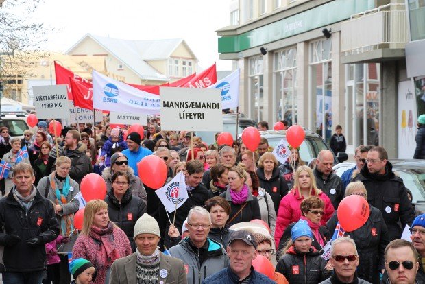 1. maí - Tökum þátt í hátíðarhöldunum í dag