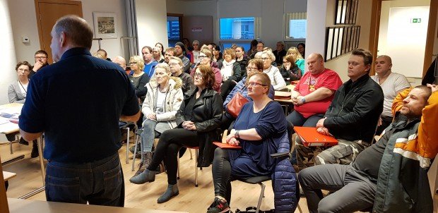 Undirbúningur kröfugerðar, fundað á Grenivík og Hrísey í dag