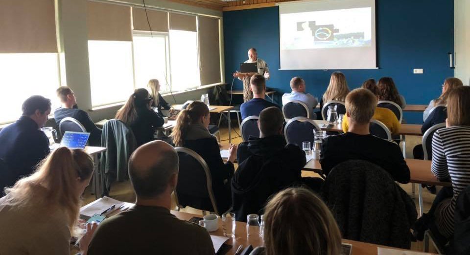 Alls mæti 21 ungliði á aldrinum 18 til 33 ára til fundarins og átti Eining-Iðja tvo fulltrúa, þau Si&hellip;