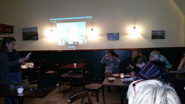 Guðrún Þorbjarnardóttir að halda smá ræðu