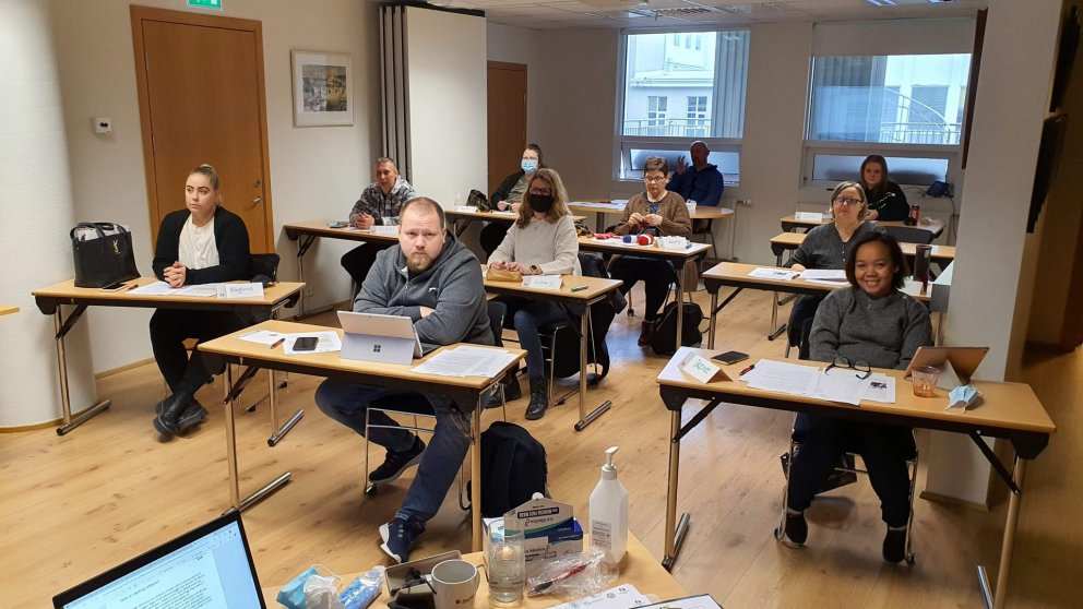 Myndirnar voru teknar sl. miðvikudag þegar Sigurlaug Gröndal, frá Félagsmálaskóla Alþýðu, sá um fræð&hellip;