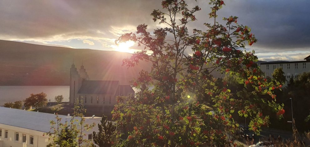 AGS telur ekki endilega tilefni til niðurskurðar
