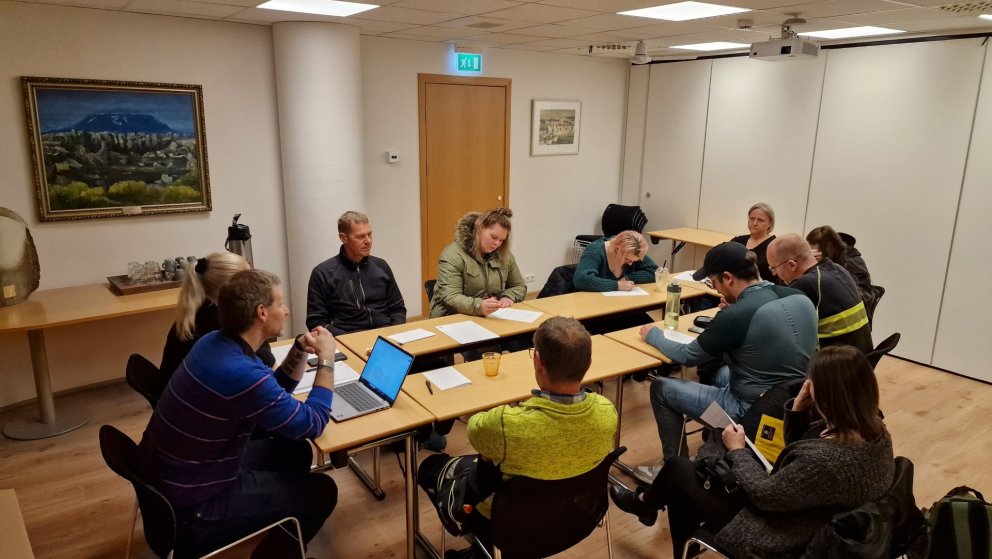 Trúnaðarmenn Einingar-Iðju eru mikilvægir hlekkir í starfi félagsins. Samkvæmt samningum á að vera t…