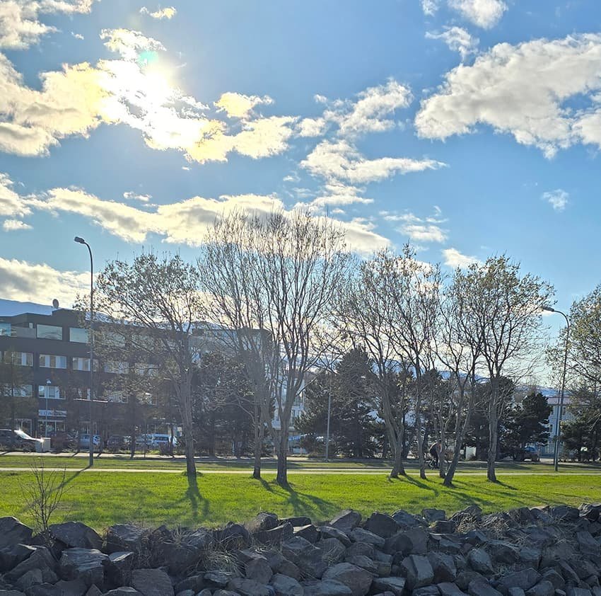 Almennt er ferðakostnaði innanlands breytt tvisvar sinnum á ári, að vori og að hausti, til þess að e…