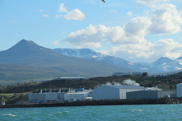 Nýr samningur við Becromal samþykktur