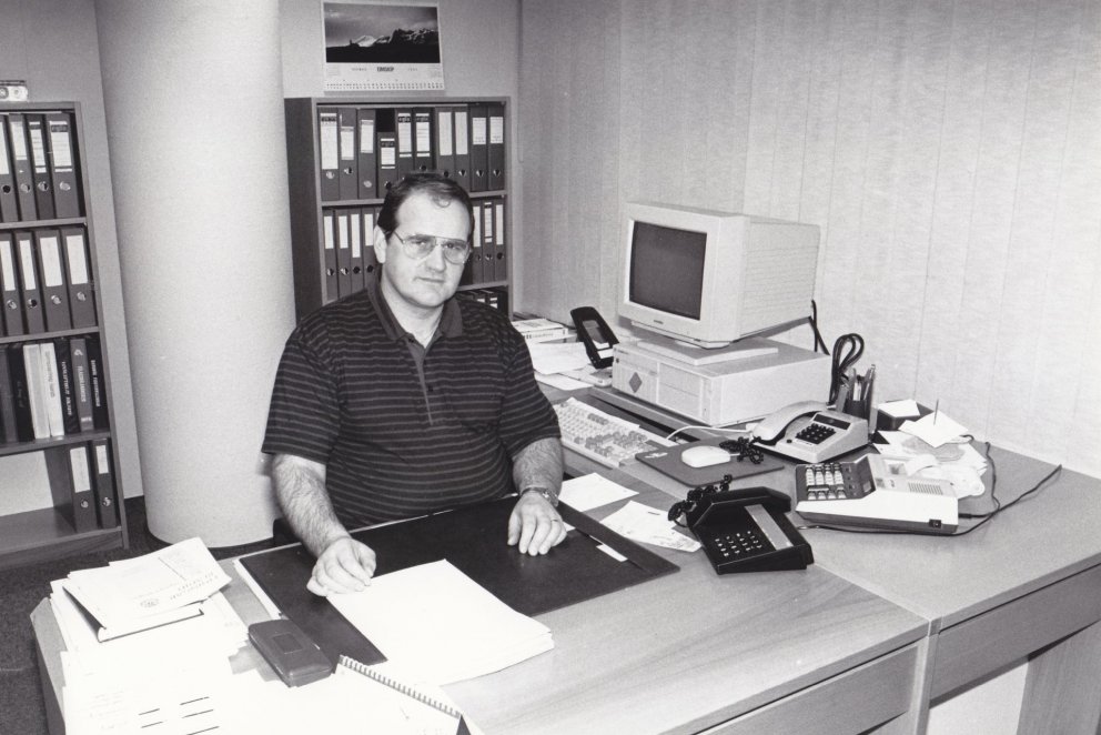 Björn á skrifstofunni fyrir örfáum árum