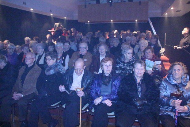 Leikhúsferð fyrir lífeyrisþega félagsins