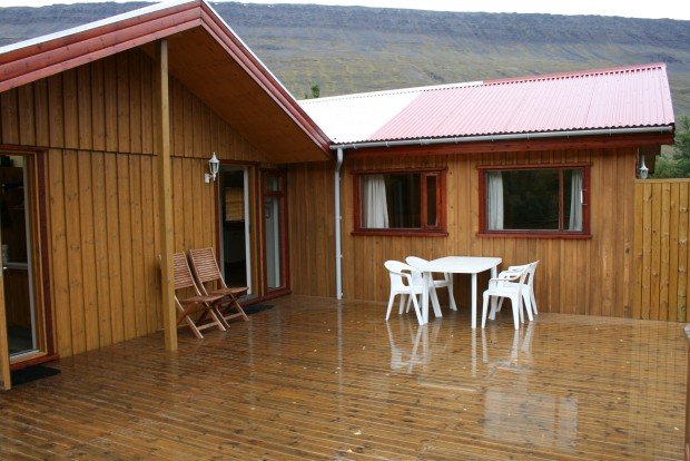 Laust á Illugastöðum, Tjarnargerði leigt