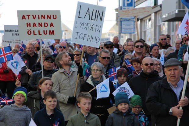 Fjölmenni tók þátt í 1. maí hátíðarhöldum