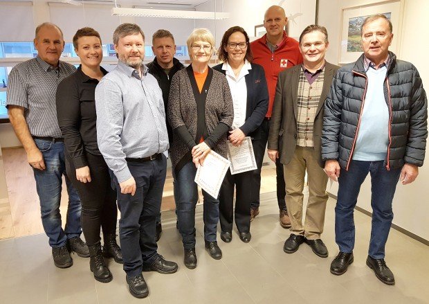 Gjöf til hjálparsamtaka í Eyjafirði