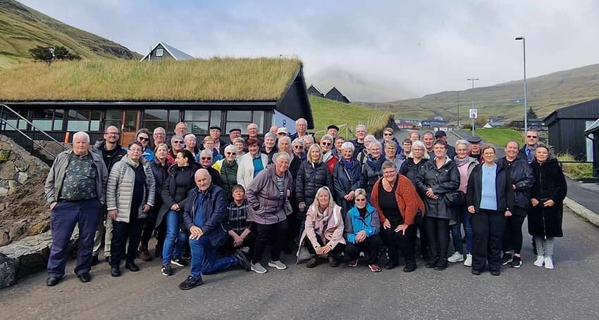 Hér má sjá hópinn sem fór til Færeyja, félagsmenn ásamt mökum