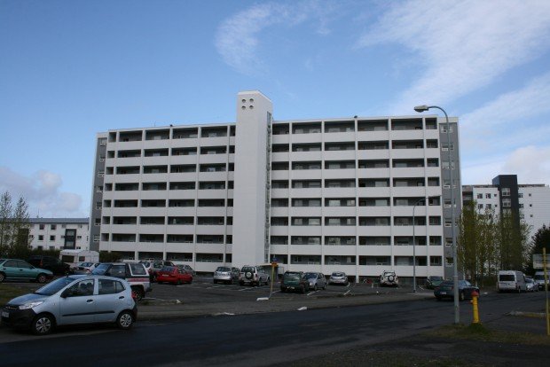 Vinna að hefjast við Ljósheima 14