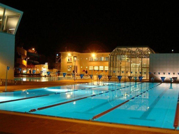 Sveitarfélögin hækka verð í sund