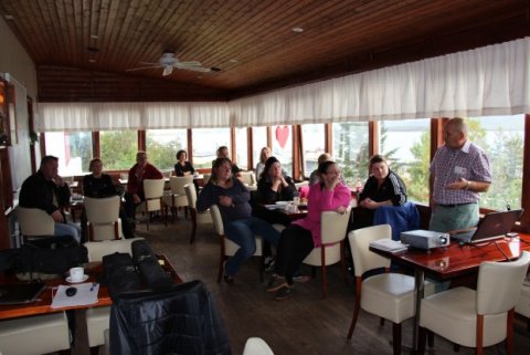 Á Kaffi Brekku í Hrísey