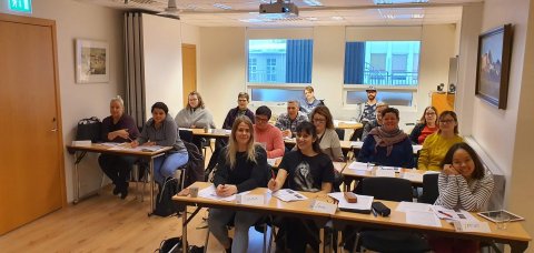 Þessir trúnaðarmenn sátu námskeið í lok febrúar en búið er að fresta næsta námskeiði um óákveðinn tí&hellip;