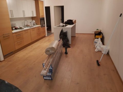 Íbúðirnar í Álalind - gólfefnin lögð