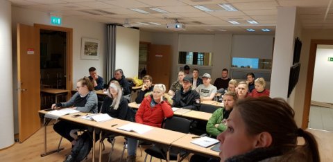 Dyravarðanámskeiði lokið