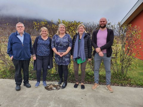 Ný stjórn AN, fyrir utan Svölu. F.v.: Bjarki, Anna, Vigdís, Guðný og Trausti.