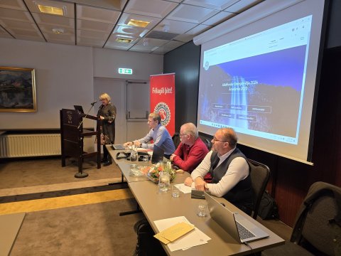 Aðalfundur Einingar-Iðju stendur nú yfir