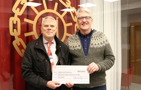 ASÍ styrkir Hjálparstarf kirkjunnar um jólin