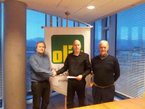 Jóhann með Sigurði og Páli, starfsmönnum Olís