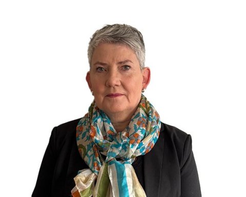 Eining-Iðja býður Ástu velkomna til starfa hjá félaginu. Ásta tekur við starfi verkefnastjóra vinnus&hellip;