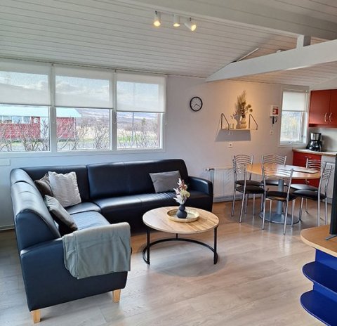 Eitt laust hús á Illugastöðum um helgina