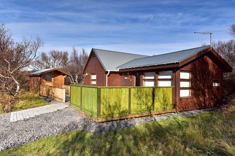 Í dag kl. 12 verður opnað á orlofsvefnum fyrir laus orlofshús og íbúðir í sumar