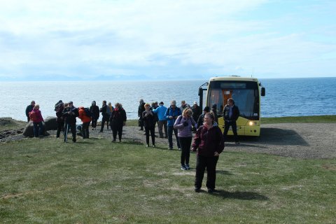 Þetta var frábært tækifæri fyrir félagsmenn og fjölskyldur þeirra að fara og skoða nyrsta hluta Akur&hellip;