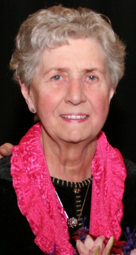 Jóna Berta sæmd fálkaorðu