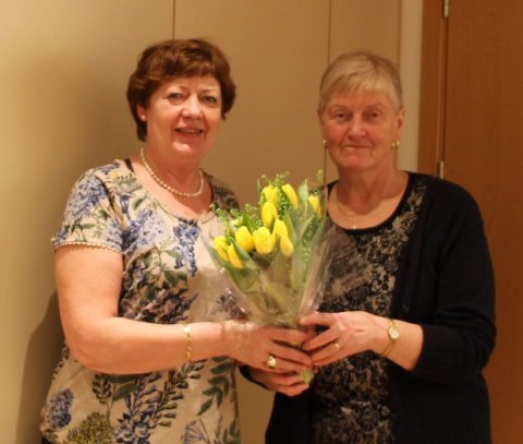 Kristbjörg og Margrét formaður deildarinnar