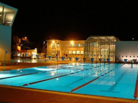 Sveitarfélögin hækka verð í sund